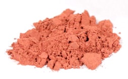 Красная глина как натуральное средство для кожи лица